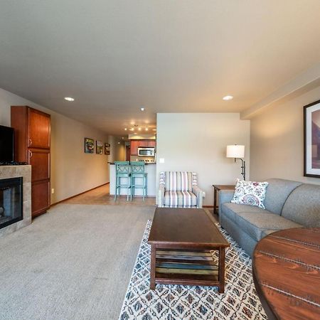 Grandview Lake Chelan- Waterfront View, Pool, Hot Tub, Golf, 1 Min To Downtown Экстерьер фото