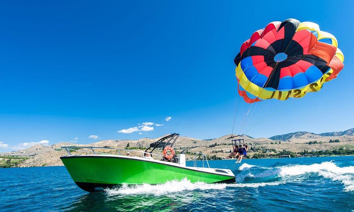 Grandview Lake Chelan- Waterfront View, Pool, Hot Tub, Golf, 1 Min To Downtown Экстерьер фото