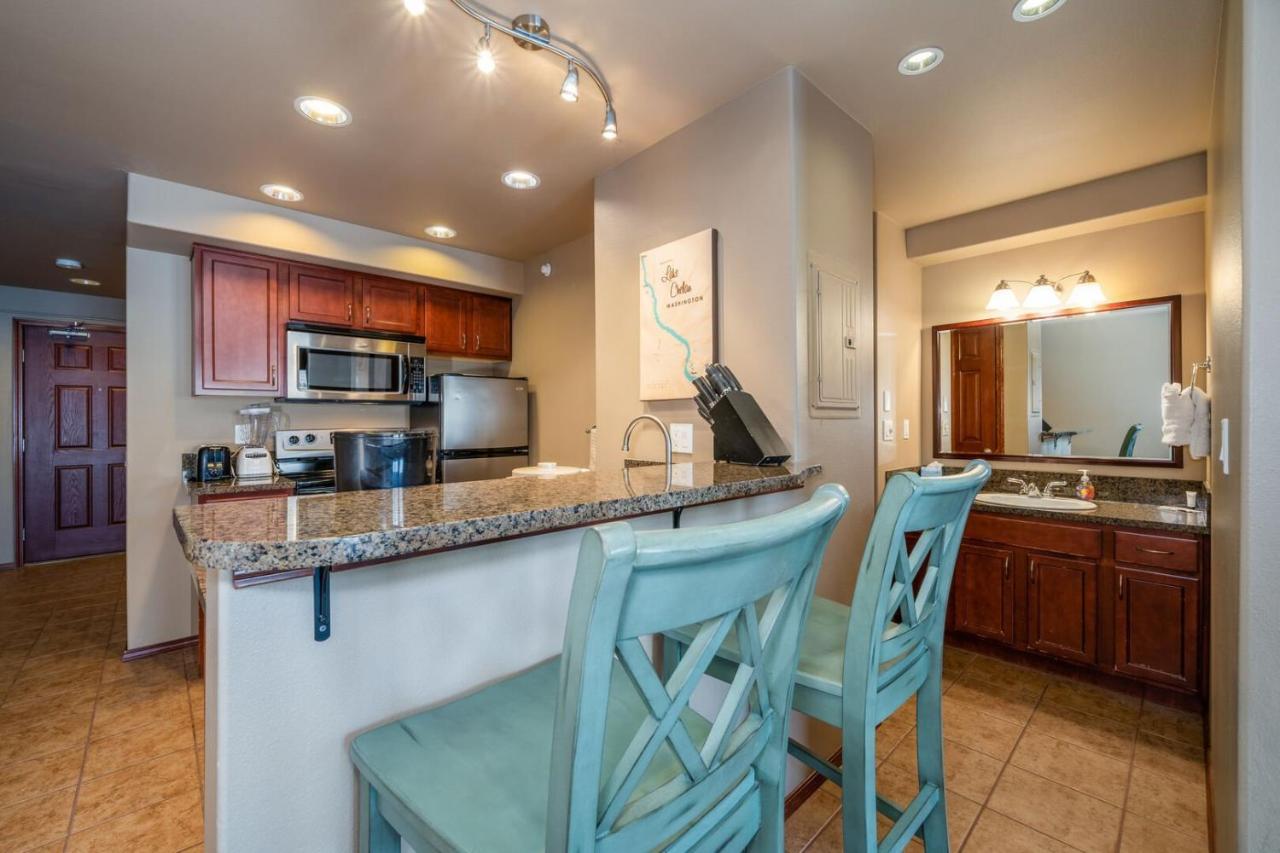 Grandview Lake Chelan- Waterfront View, Pool, Hot Tub, Golf, 1 Min To Downtown Экстерьер фото